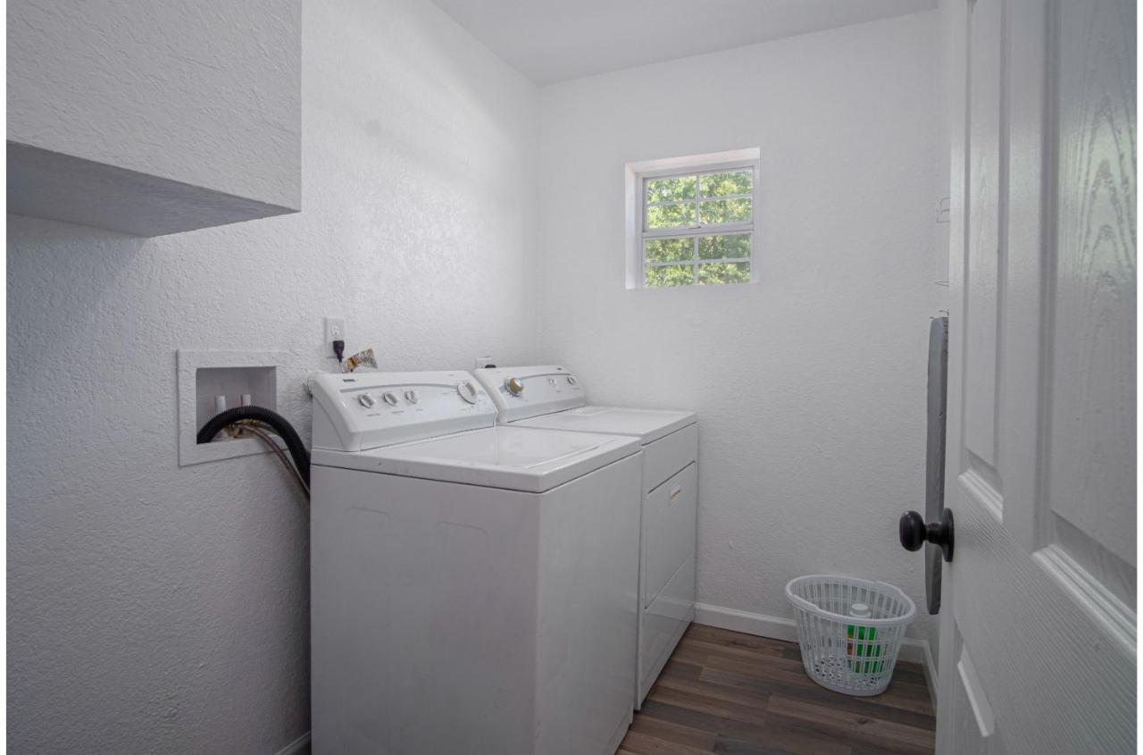 Charming 4Br2Ba Only 5 Mins Downtown Riverwalk سان أنطونيو المظهر الخارجي الصورة